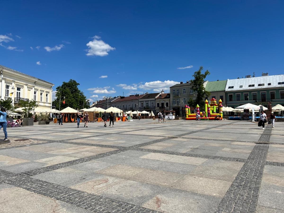 קילצה Family & Business Sauna Apartments Rynek Centrum Downtown - 2 Bedroom With Private Sauna, Balcony, Parking מראה חיצוני תמונה