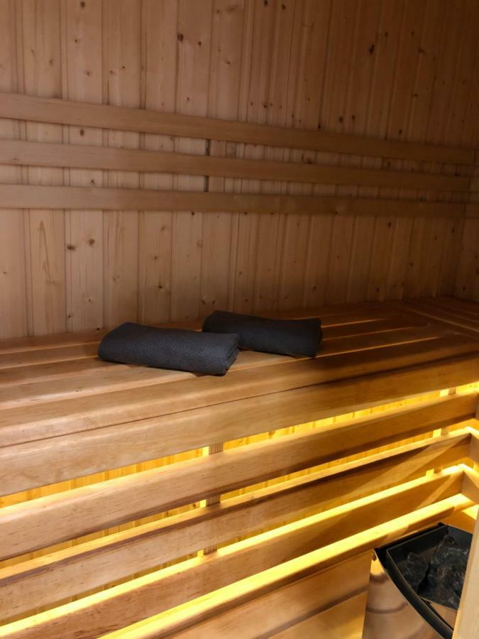 קילצה Family & Business Sauna Apartments Rynek Centrum Downtown - 2 Bedroom With Private Sauna, Balcony, Parking מראה חיצוני תמונה
