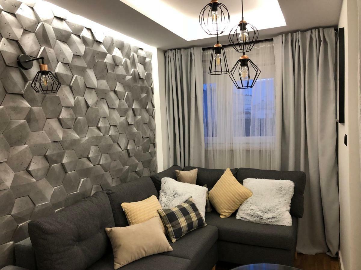 קילצה Family & Business Sauna Apartments Rynek Centrum Downtown - 2 Bedroom With Private Sauna, Balcony, Parking מראה חיצוני תמונה